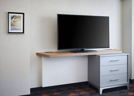Holiday Inn & Suites OAKVILLE @ BRONTE by IHG 2