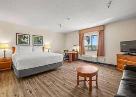 La Quinta by Wyndham Tampa Brandon West 5