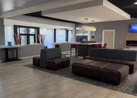 Hawthorn by Wyndham Dallas Love Field Airport 3