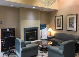 Quality Inn Kalamazoo near Wings Stadium 5