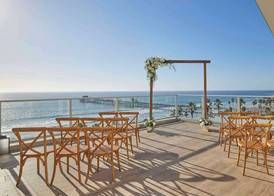 The Seabird Ocean Resort & Spa, Part of Destination Hotel by Hyatt 3