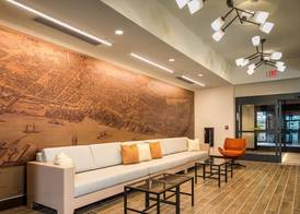 Courtyard by Marriott Portland Downtown/Waterfront 2