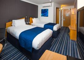 Holiday Inn Express NORTHAMPTON - SOUTH by IHG 5