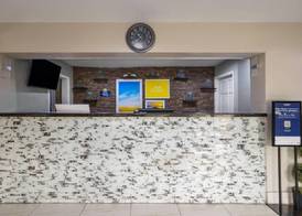 Days Inn by Wyndham Anderson 3