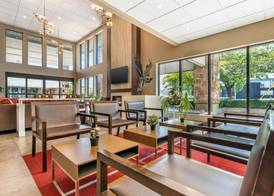 Best Western PLUS Burnaby Hotel 2