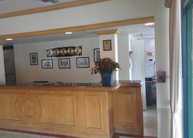 Chateaubleau Hotel 3