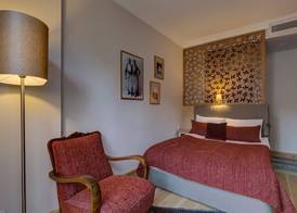 No11 Hotel & Apartments 5