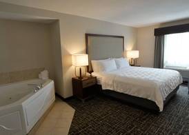 Holiday Inn & Suites MINNEAPOLIS - LAKEVILLE by IHG 3