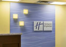 Holiday Inn Express & Suites Burlington - Mount Holly by IHG 2