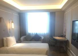Mercure Shanghai Hongqiao SOHO 5