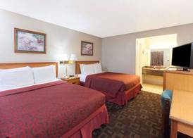 Days Inn by Wyndham Oklahoma City Fairground 3