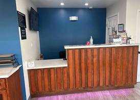 Super 8 by Wyndham Oceanside Downtown 2