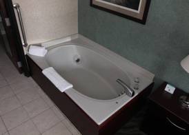 Days Inn & Suites by Wyndham Rochester Hills MI 4