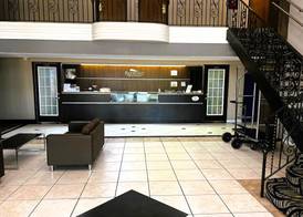 Baymont by Wyndham Port Arthur - Groves Area 2