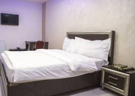 Sara Crown Hotel 4