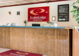 Econo Lodge Inn & Suites Lake Harmony - Pocono Mountains Area 3