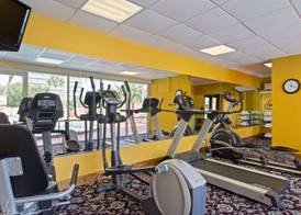 Ramada by Wyndham Tampa Airport Westshore 3