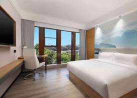 Ramada Encore By Wyndham Wuhan Station 3