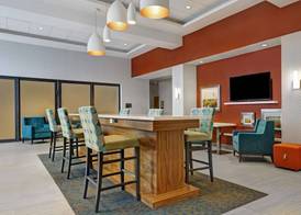Hampton Inn & Suites Belleville 2