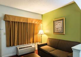 Suburban Studios Florence I-95 4