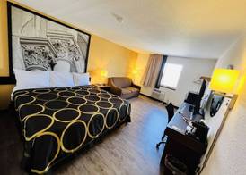 Super 8 by Wyndham Elizabethtown 5