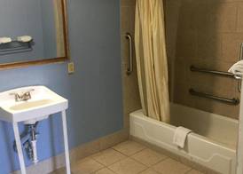 Cumberland Inn - Near Downtown 2