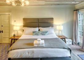 The Present Hotel 2