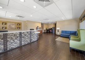 THE ATRIUM HOTEL SFO AIRPORT - FREE Shuttle & Breakfast 3