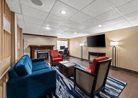 Comfort Inn & Suites Fairborn near Wright Patterson AFB 4