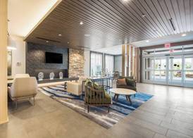 Fairfield Inn & Suites by Marriott Dallas Plano/Frisco 2