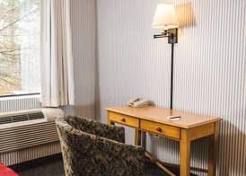 Williamsburg Woodlands Hotel & Suites, an official Colonial Williamsburg Hotel 4