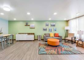 WoodSpring Suites Bakersfield Airport 4