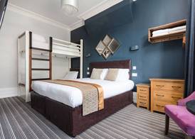 Applewood Hotel 2