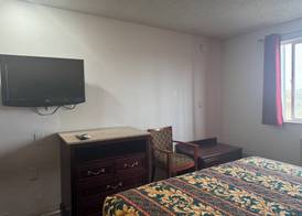 Nampa Inn & Suites 4