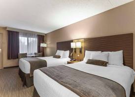 Best Western Plus Landing View Inn & Suites 5