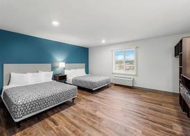 WoodSpring Suites Newington - Hartford South 5