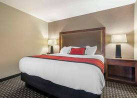 Best Western Plus Ramkota Hotel 5