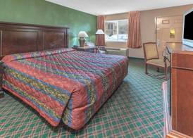 Knights Inn - Forest Hill, TX 5