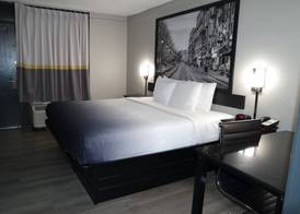 Super 8 by Wyndham Savannah 4