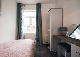 Near Old Trafford - Parking - WiFi - Sleeps 5 3