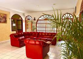 Hotel Yañez Inn 2