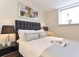 Tower Bridge City Apartments 2