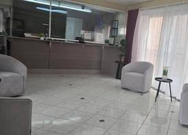 Travelsuites Hotel 4
