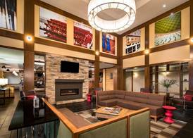 Four Points by Sheraton Louisville Airport 3