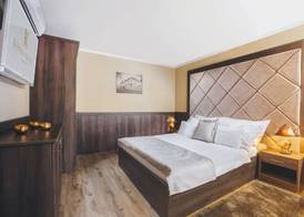 Komló Hotel Gyula 5