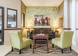 Quality Suites Graham - Burlington South 4