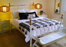 Guest Rooms at The Green Man 4