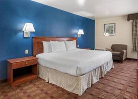 SureStay Hotel by Best Western East Brunswick 5