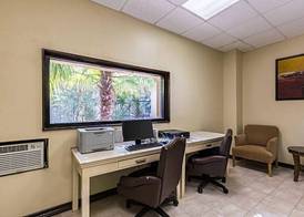 Eco Inn Suites by Hotel O Baytown 2