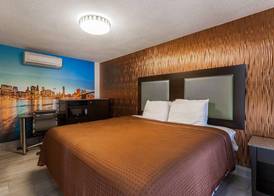 Travelodge by Wyndham South Hackensack 5